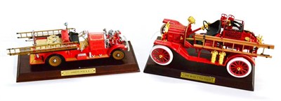 Lot 209 - Franklin Mint 1916 Ford T Fire Engine and 1922 Ahrens Fox R-K-4 (both E, with packaging) (2)