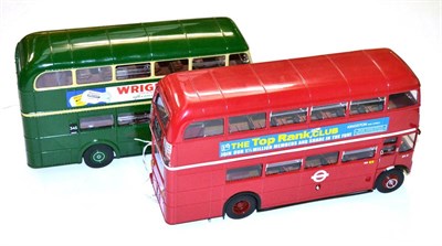 Lot 348 - Sun Star Two Buses Routemaster RM21 in London Transport red and RT in London Transport green...