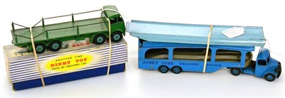 Lot 392 - Dinky Commercial Vehicles 905 2nd Foden flat with chains, green/green (G box G-F) Pullmore car...