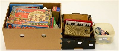 Lot 490 - Various Toys And Games including Scalextric Lotus (E box G-E) a Bayko set, Flintstone party...