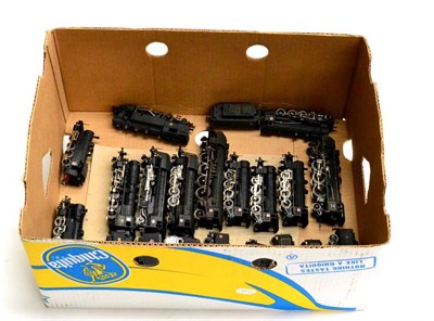 Lot 116 - Jouef And Others HO Gauge A Collection Of SNCF Locomotives (generally E-G) (12)