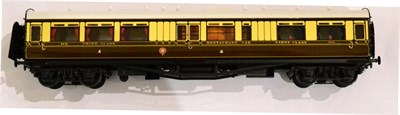 Lot 123 - Lawrence Scale Models OO-Gauge GWR 1st/3rd Restaurant Car 9579 with makers sticker to base...