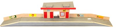 Lot 179 - Through Station For O-Gauge of wooden construction in three parts: platform, building and roof...