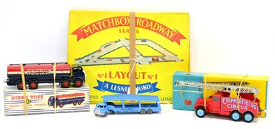 Lot 333 - Dinky 942 Foden Regent Tanker (G-F, sides and decals worn, box G-F); Corgi 1121 Chipperfields...