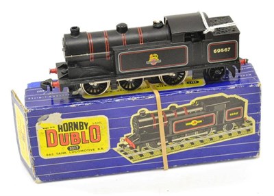 Lot 1062 - Hornby Dublo 3-Rail 3217 0-6-2T BR 69567 Locomotive coal in bunker, plastic rear wheels (E box F-G