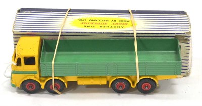 Lot 1200 - Dinky 934 Leyland Octopus Wagon green/yellow (G, chipping to cab roof, box F)