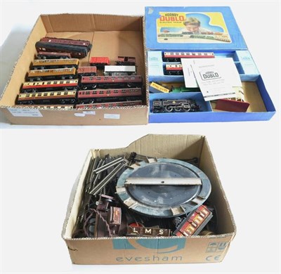 Lot 81 - Hornby Dublo EDP13 Tank Passenger Set consisting of 2-6-4T BR 80054 locomotive and two BR(M)...