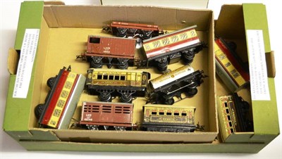Lot 120 - Hornby O Gauge Locomotives And Rolling Stock: c/w 0-4-0 BR 60199 locomotive and tender, c/w...
