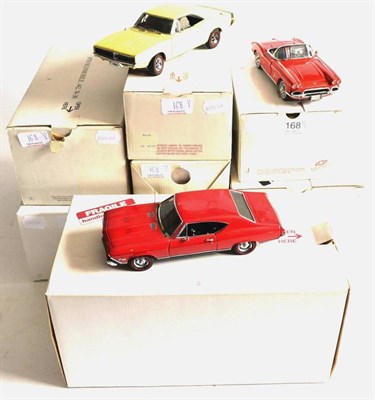 Lot 168 - Danbury/Franklin Mint Eight 1960's US Cars 1962 Ford Thunderbird, 1962 Chevrolet Corvette, 1965...