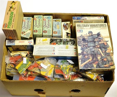 Lot 262 - Airfix And Revell A Collection Of Unmade Kits including Pteranodon, 3xQueen Victoria, Anne...