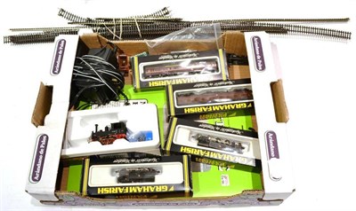 Lot 17 - Graham Farish N-Gauge Locomotives 1115 0-6-0T BR 7777 Pannier tank, black, 1606 2-6-2T BR 8102...