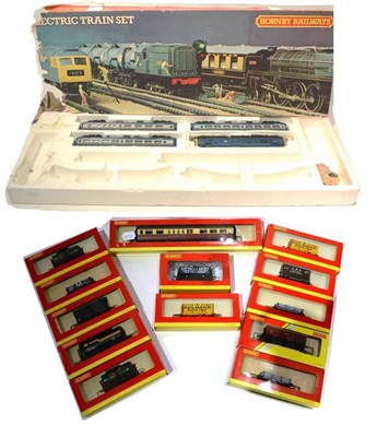 Lot 56 - Hornby Railways R825 Electric Train Set consisting of BR 37130 CO-CO diesel and three...