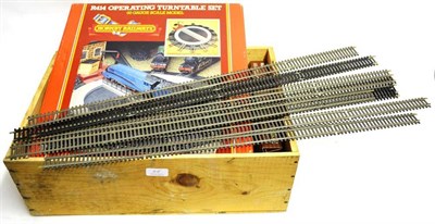 Lot 88 - Various Manufacturers OO Gauge A Collection Of Lineside Buildings, Accessories And Track (qty)