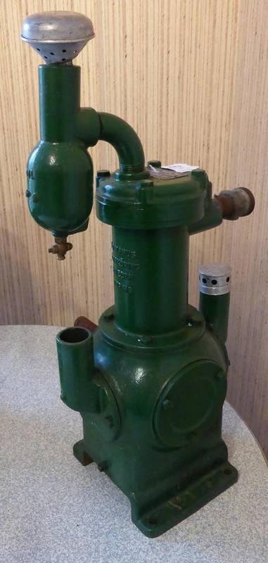 Lot 349 - Manus Vacuum Pump Type M3 300-400rpm