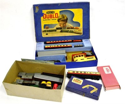 Lot 10 - A Boxed Hornby Dublo 2-6-4 Tank Passenger Set EDP16, together with other accessories