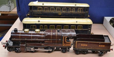 Lot 41 - A Hornby 'O' Gauge Electric 4-4-2 Nord Locomotive and Tender, locomotive number 31240, double bogie