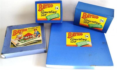 Lot 205 - Boxed Bayko Building Sets, comprising Building Set No.1 and Converting Sets 1x, 2x and 3x, in...