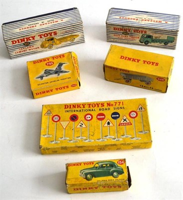 Lot 290 - Six Boxed Dinky Vehicles - Leyland Cement Wagon No.933, Guy Flat Truck No.513, International...