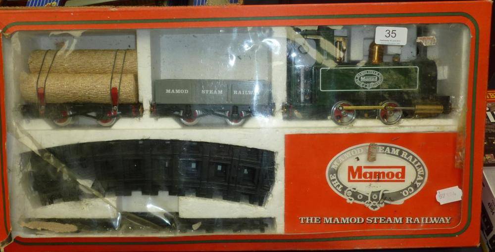 Lot 35 - A Boxed Mamod 'O' Gauge Live Steam Railway Set RS1, containing locomotive, two wagons, track...