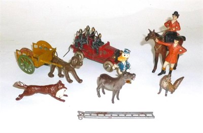 Lot 123 - Mixed Lead Figures, including a boxed set of Britains Capetown Highlanders No.1901, Hillco Fire...