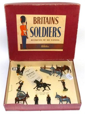 Lot 137 - A Boxed Set of Britains Lead 'Indian Mountain Battery (Review Order) No.2013, complete set with...