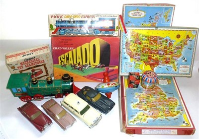 Lot 172 - Mixed Toys, Games and Puzzles, including Escalado race game, quantity of wooden jigsaws,...