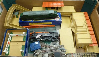 Lot 5 - A Collection of Hornby Dublo Trains and Accessories, including a boxed 3-rail Co-Co Diesel Electric