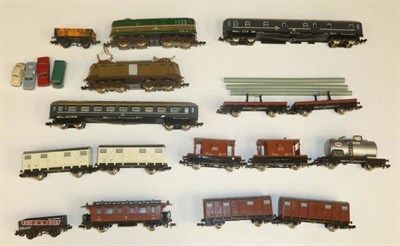 Lot 15 - A Small Collection of Lima 'N' Gauge Trains, comprising two locomotives, three coaches and ten...