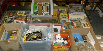 Lot 17 - A Large Collection of Boxed 'OO' Gauge Railway Accessories, mainly Hornby, including Orient Express