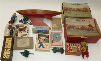 Lot 135 - Mixed Toys, including two Escalado racing games, Bayko building set, pond yacht, lead figures,...