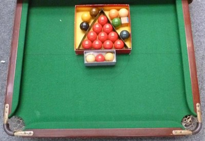 Lot 140 - A Joe Davis 1/4 Size Billiard Table, with cues, snooker and billiard balls, in original card box