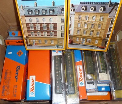 Lot 1004 - A Collection of Boxed Roco 'N' Gauge Trains, comprising six diesel locomotives, pantograph set,...