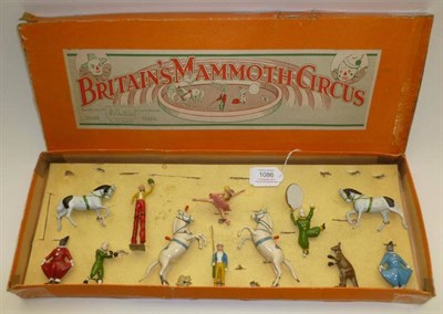 Lot 1086 - A Boxed Britains Hollowcast Lead Mammoth Circus Set No.2054, containing four horses, three...