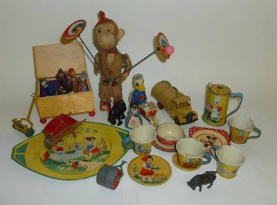 Lot 1137 - Mixed Toys, including a clockwork tinplate monkey plate juggler, articulated plastic Noddy figures