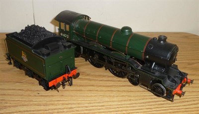 Lot 5 - A Kit Built 'O' Gauge Electric 4-6-0 'Alnwick Castle' Locomotive & Tender No.61622, in green...