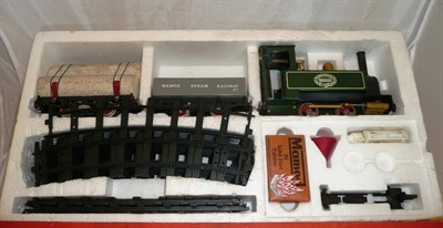 Lot 7 - A Boxed Mamod 'O' Gauge Live Steam Goods Set RS1, containing green SL1 locomotive, two wagons,...