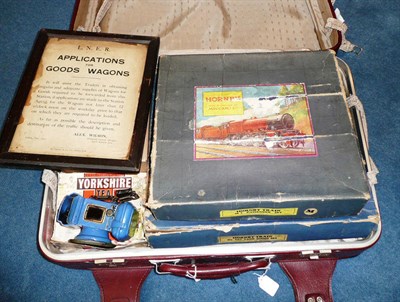 Lot 58 - Two Boxed Hornby 'O' Gauge Clockwork Train Sets - No.201 Tank Goods Set, containing LNER 460...