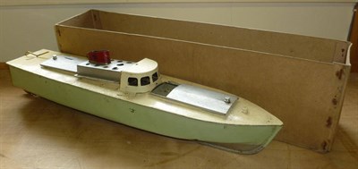 Lot 77 - A Mamod Meteor Live Steam Launch, with silver and green painted hull, cream deck, aluminium...