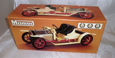 Lot 78 - A Boxed Mamod Live Steam Roadster SA1, in white red and black, with accessories and inner packaging