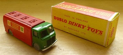 Lot 269 - A Boxed Dublo Dinky A.E.C. Mercury Tanker Shell BP with Windows No.70, with green cab, red...