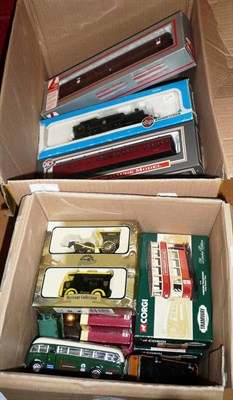 Lot 3 - Collection of Boxed 'OO' Gauge Trains, comprising Hornby Mallard No.4468 with two Pullman...