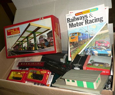 Lot 40 - A Collection of Boxed Tri-ang and Tri-ang/Hornby 'OO' Gauge Trains and Accessories, including RS.29