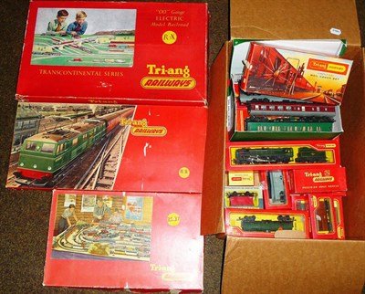 Lot 26 - A Collection of Boxed Tri-ang 'OO' Gauge Trains and Accessories, including RS 37 Davy Crockett...