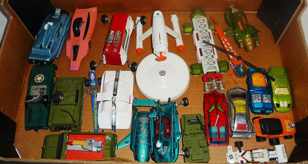 Lot 205 - Twenty One Diecast Vehicles by Dinky, Corgi and Matchbox, mainly TV related, including Spectrum...