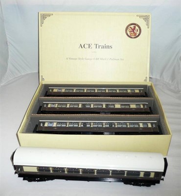 Lot 19 - A Boxed Ace Trains 'O' Gauge Vintage Style BR Mark 1 Pullman Set C14, containing three coaches...