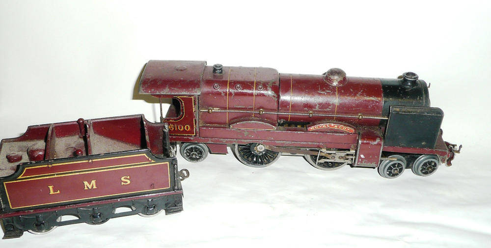 Lot 54 - A Hornby 'O' Gauge Electric 4-4-2 'Royal Scot' Locomotive and Tender No.6100, in LMS gold lined...