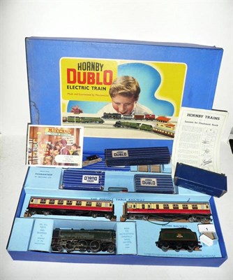 Lot 1 - A Boxed Hornby Dublo Electric 3-Rail 'Duchess of Montrose' Passenger Train Set EDP12,...