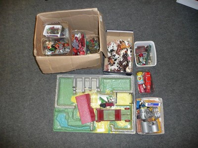 Lot 122 - A Collection of Plastic Soldiers, Animals and Cars, together with novelty toys, tinplate...