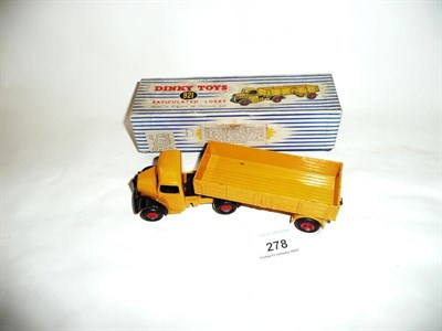 Lot 278 - A Boxed Dinky Articulated Lorry No.921, with yellow body, black wings and red hubs.