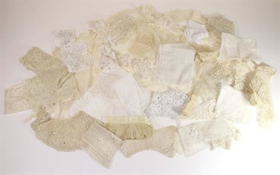 Lot 2052 - Assorted 19th Century and Later Hand and Machine Woven Lace, including collars including Irish...